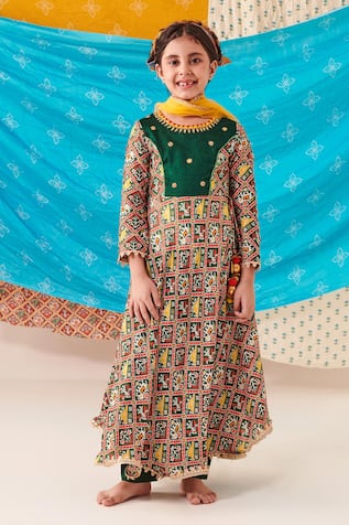 CUTE COUTURE Folklore Motif Print Patola Anarkali Set 