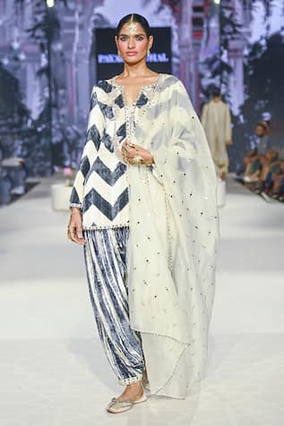 Payal Singhal Asfi Chevron Pattern Kurta Salwar Set 