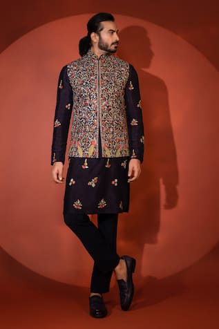 YOSEBA Foliage Motif Embroidered Bundi Kurta Set 