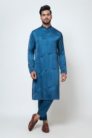 YOSEBA Nuance Embroidered Kurta With Trouser 