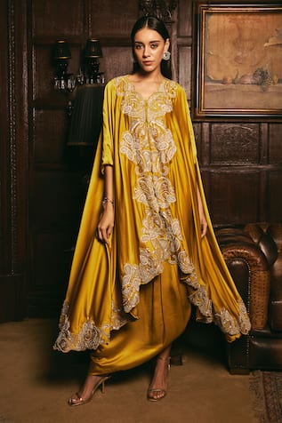 Studio22 by Pulkita Arora Bajaj Sunspot Pearl Embroidered Scalloped Kaftan With Draped Skirt 