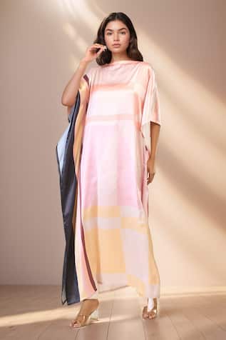 Naintara Bajaj Pastel Hues Abstract Print Kaftan 