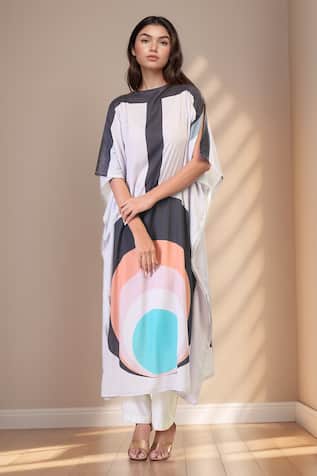 Naintara Bajaj Soft Silk Crepe Abstract Print Kaftan 