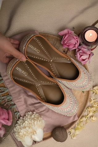 Saanjh Glass Bead Embroidered Juttis 