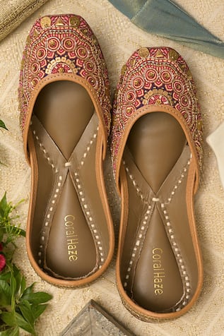 Ujaala Sequin Hand Embroidered Juttis 