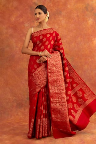 Neitri Geranium Handwoven Saree With Running Blouse 