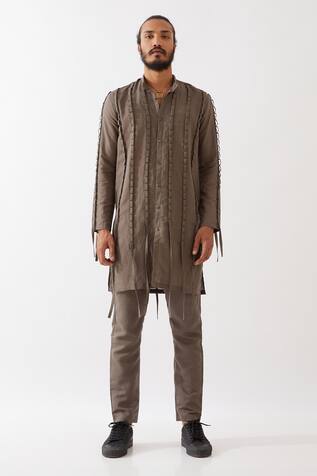 Son Of A Noble Snob Stafan Pleated Fringe Kurta With Trouser 