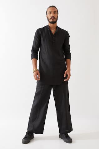 Son Of A Noble Snob Finn Short Plain Kurta & Trouser Set 