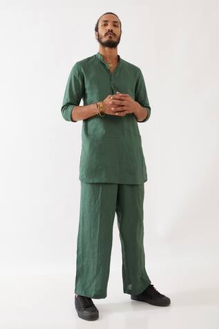 Son Of A Noble Snob Finn Plain Kurta & Trouser Set 