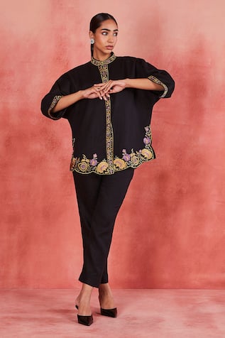 Sue Mue Kiya Resham Placement Embroidered Shirt & Pant Set 