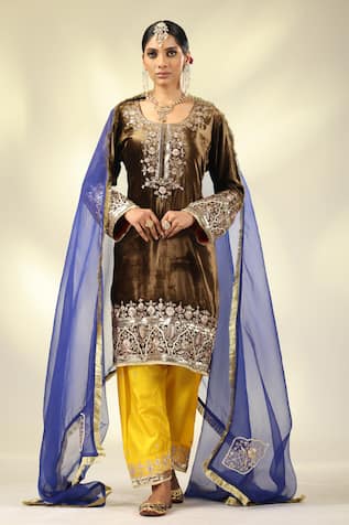 Zari Thread Embroidered Kurta Salwar Set 