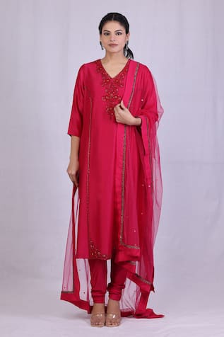 Monika Mathuria Datta Chanderi Embroidered Kurta & Pant Set 