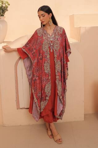 Label Astha Chhabra Floral Printed Cape With Tunic Set 