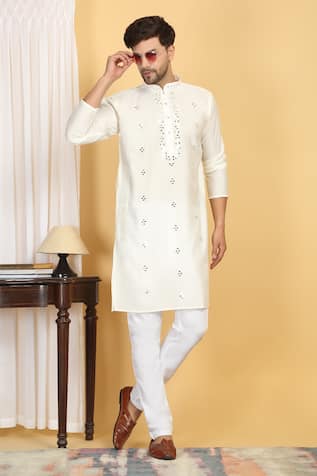 Aham-Vayam Swarna Mirror Embroidered Kurta Set 