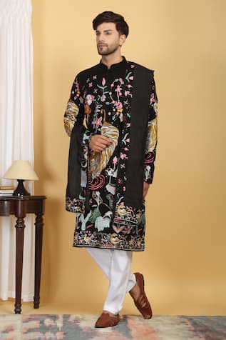 Aham-Vayam Forest Tiger Embroidered Kurta Set 