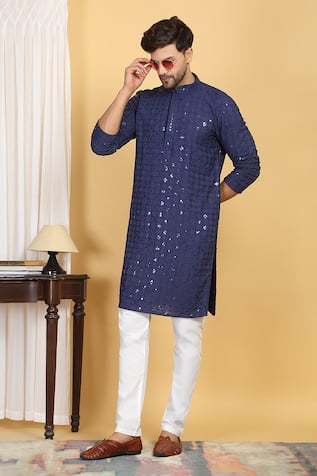 Aham-Vayam Nav Harsh Quad Bloom Thread Embroidered Kurta With Pant 