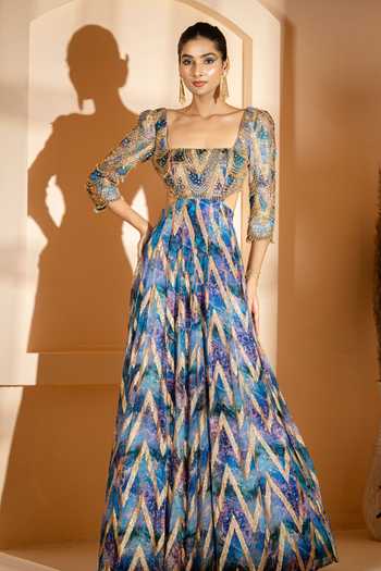 Akanksha Mago Scallop Geometric Embroidered Anarkali 