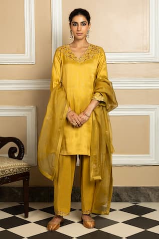 Dohr India Saanvi Dabka Embroidered Kurta Salwar Set 