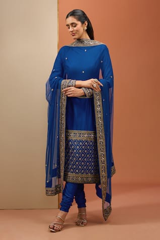 Esha Koul Embroidered Straight Kurta Set 