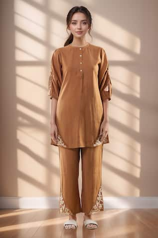 PAC FASHION CLOTHING Kiaa Flora Embroidered Tunic With Pant 