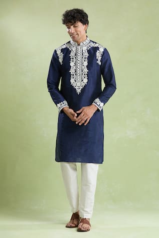Floret Embroidered Kurta With Pyjama 