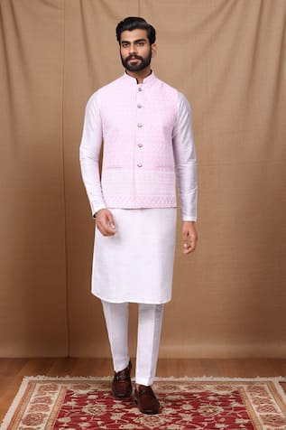 Thread Embroidered Bundi Kurta Set 