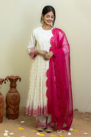 MITHI SUPARI Thread Embroidered Anarkali Set 