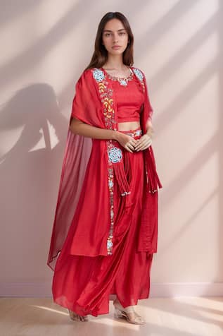 Samyukta Singhania Thread Embroidered Asymmetric Cape Pleated Skirt Set 