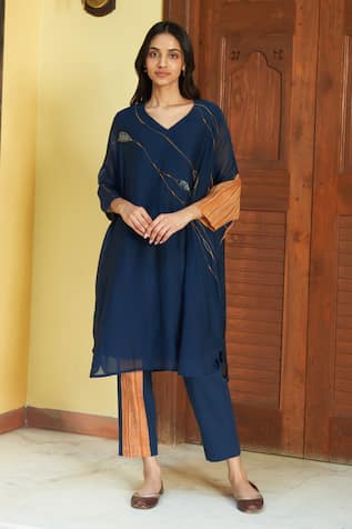 Vaayu Linear Embroidered Kurta & Pant Set 