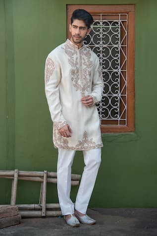 Char Chaand Gullista Zari Dori Embroidered Kurta 