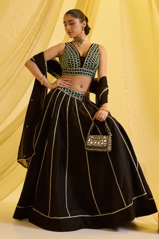 Sonal Pasrija Zari Embroidered Lehenga Set 