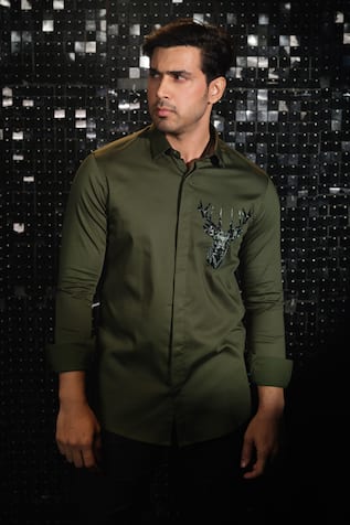 Sanjana Reddy Designs Gradient Reindeer Embroidered Shirt 