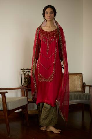 Sarang Kaur Red Hand Embroidered Dupatta 