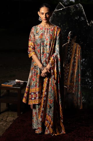 SAKSHAM & NEHARICKA Radha Floral Print Kurta Set 