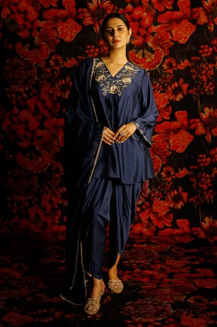 HOUSE OF TA-YA Floral Embroidered Dhoti Pant Set 