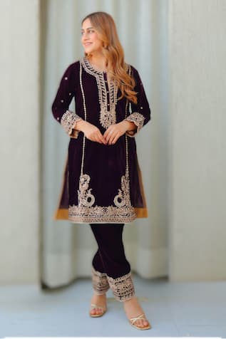 Sheetal Batra Ayat Kirandori Embroidered Kurta & Salwar Set 