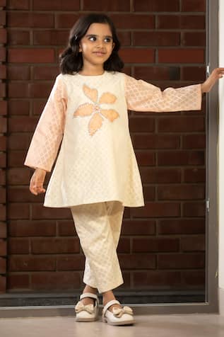 Floral Sequin Embroidered Kurta Set 