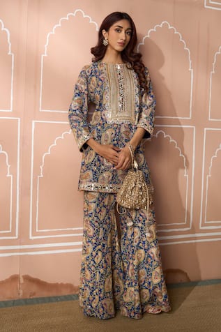 Tasuvure Indes Elizey Embroidered Kurta With Sharara 