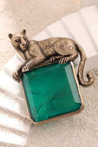 Cosa Nostraa Panther Carved Gold Brooch 