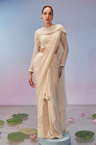 Zamoraa The Label Solid Pre-Draped Saree Set With Bib 