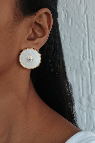 Gold Tone Mother Of Pearl Stud Earrings 