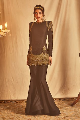 House of Three Kshaya Embroidered Back Cutout Dress 