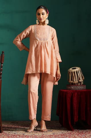 Inayat Embroidered Tunic & Pant Co-ord Set 