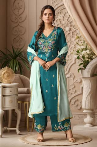 Samyukta Singhania Floral Embroidered Kurta & Pant Set 