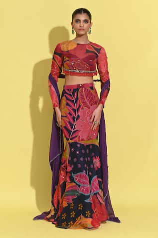 Rishi and Vibhuti Queen Rosette Print Pencil Skirt & Blouse Set 