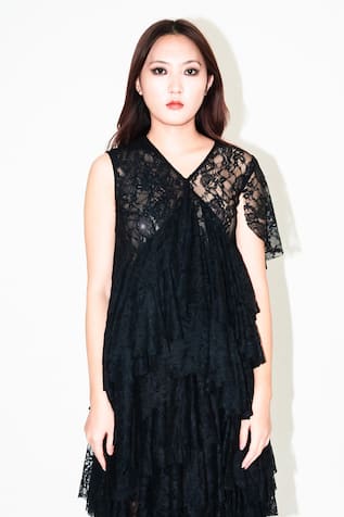 Leh Studios Camila Asymmetric Tiered Lace Top 