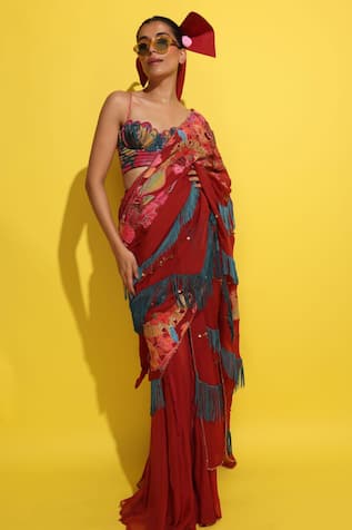 Rishi and Vibhuti Chakachak Rosette Pattern Pre-Draped Saree With Blouse 