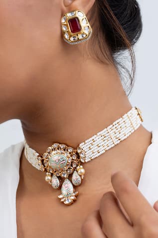 Gold Plated Floral Carved Choker Set 