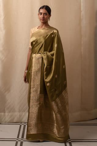 Priyanka Raajiv Heera Floral Meenakari Butti Saree 