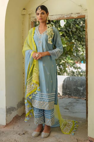 Tamaraa By Tahani Hand Embroidered Kurta Set With Dupatta 